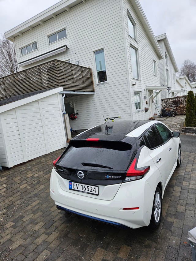 2018 NISSAN LEAF - 7