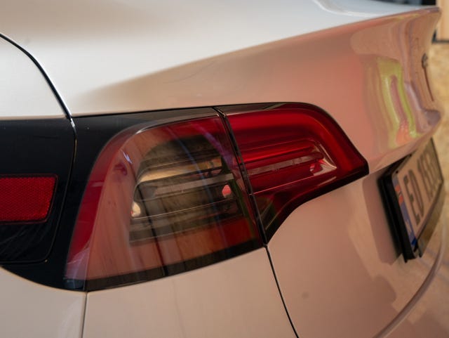 2021 TESLA MODEL 3 - 8