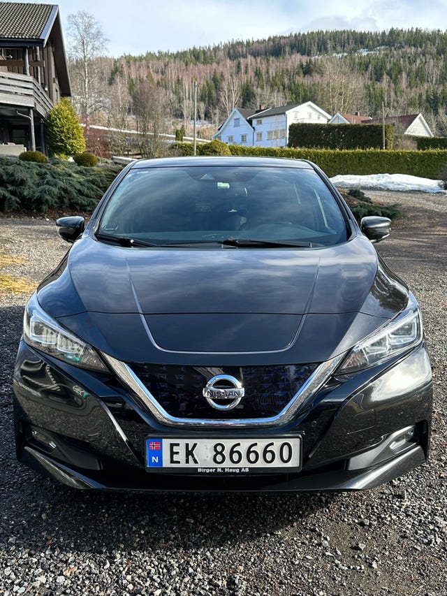 2018 NISSAN LEAF - 8