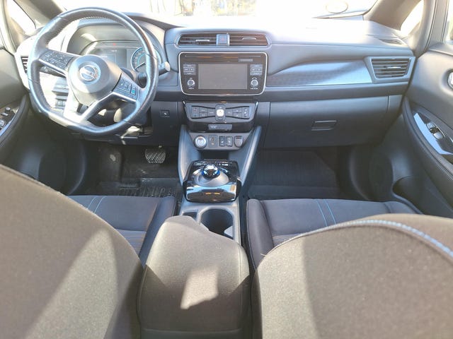 2018 NISSAN LEAF - 9