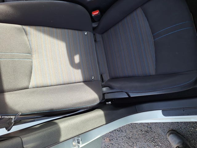 2018 NISSAN LEAF - 19