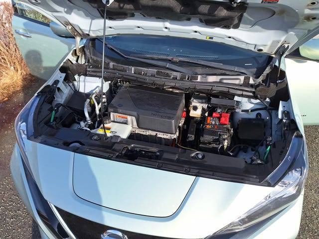 2018 NISSAN LEAF - 7