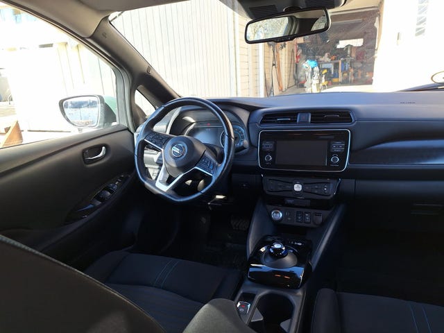 2018 NISSAN LEAF - 10