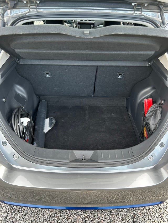 2018 NISSAN LEAF - 10