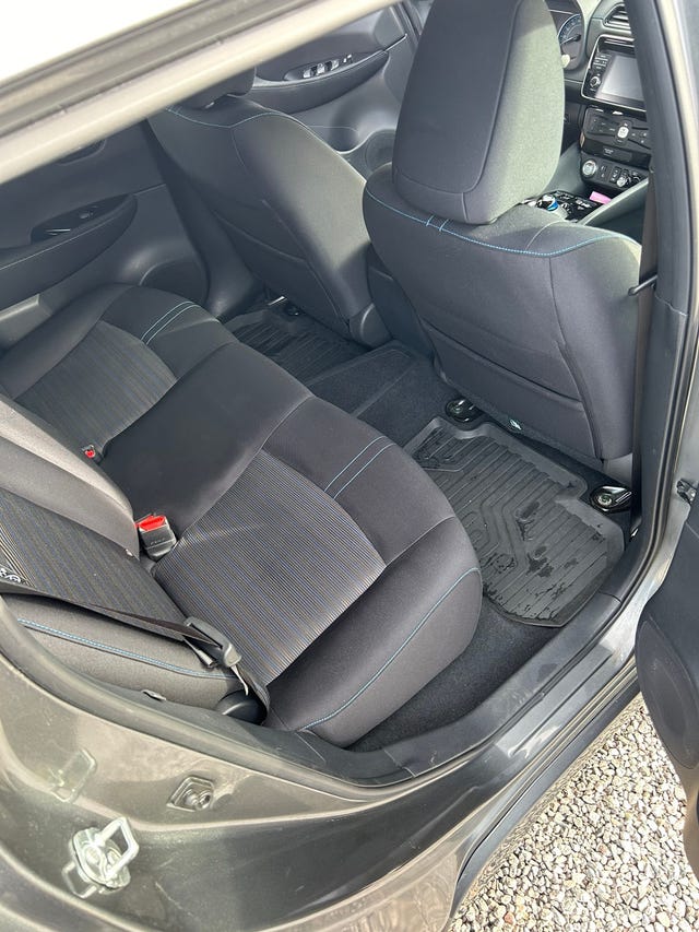 2018 NISSAN LEAF - 9