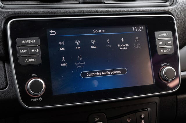 2021 NISSAN LEAF - 21