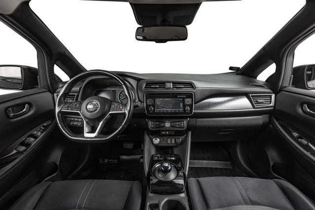 2018 NISSAN LEAF - 13