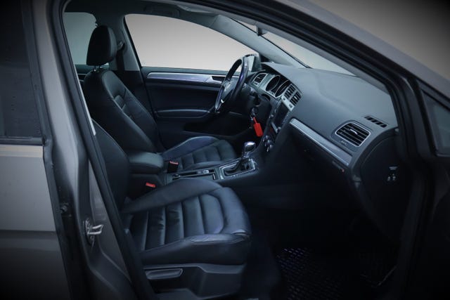 2015 VOLKSWAGEN GOLF - 12