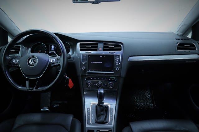 2015 VOLKSWAGEN GOLF - 10