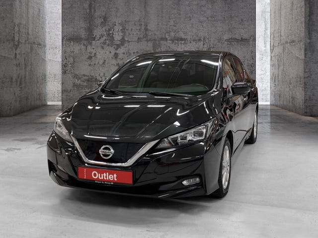 SJNFAAZE1U0032633 2018 NISSAN LEAF-1