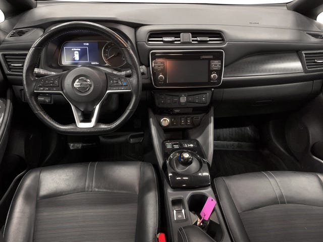2018 NISSAN LEAF - 7