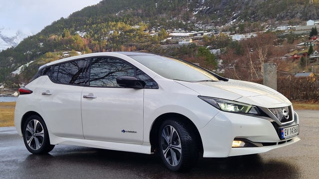 2018 NISSAN LEAF - 64