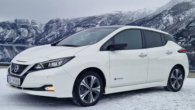 2018 NISSAN LEAF - 59