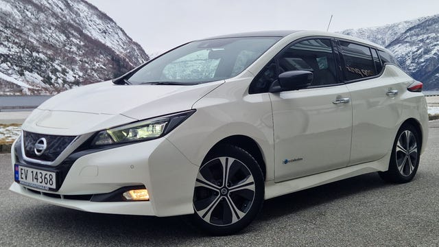 2018 NISSAN LEAF - 10
