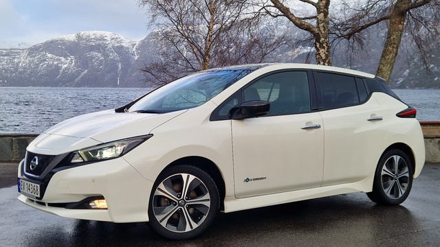 2018 NISSAN LEAF - 63