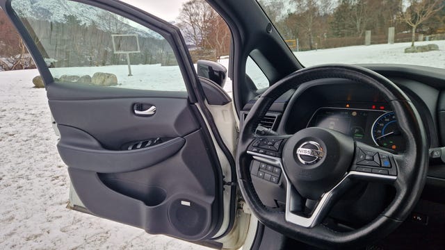 2018 NISSAN LEAF - 56