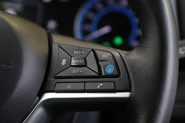 2022 NISSAN LEAF - 16