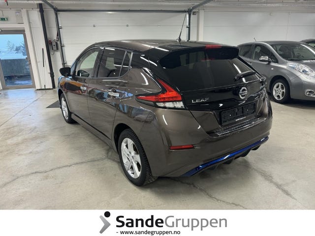 SJNFAAZE1U0106483 2021 NISSAN LEAF-4
