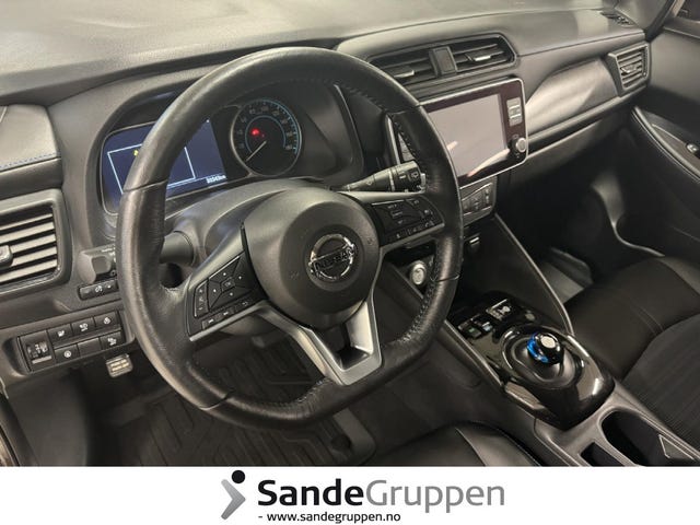 2021 NISSAN LEAF - 11