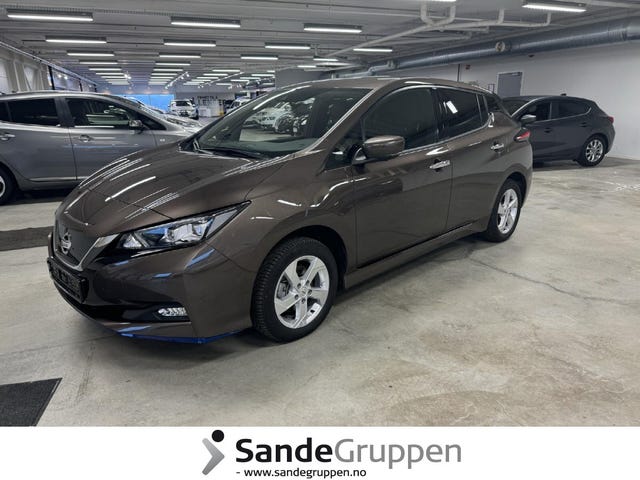 SJNFAAZE1U0106483 2021 NISSAN LEAF-2