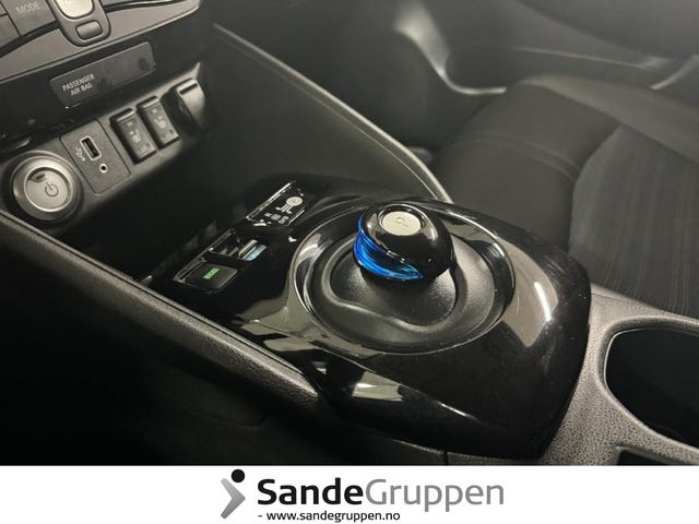 2021 NISSAN LEAF - 16