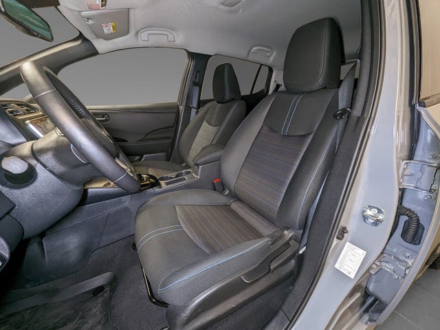 2021 NISSAN LEAF - 11