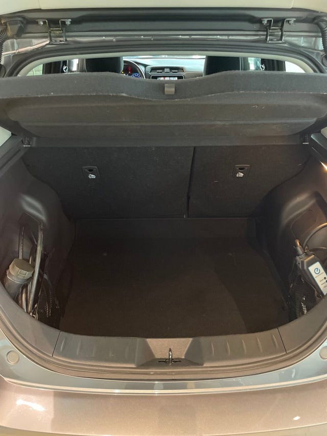 2022 NISSAN LEAF - 10
