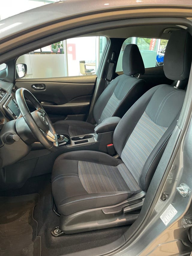 2022 NISSAN LEAF - 7