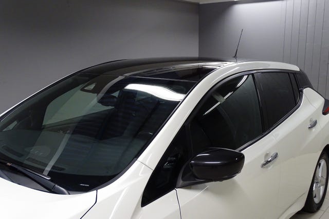 2018 NISSAN LEAF - 8