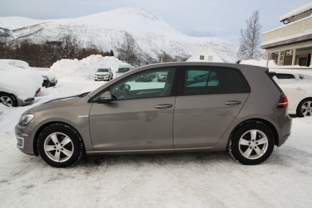 2015 VOLKSWAGEN GOLF - 8