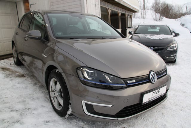 WVWZZZAUZFW905989 2015 VOLKSWAGEN GOLF-2