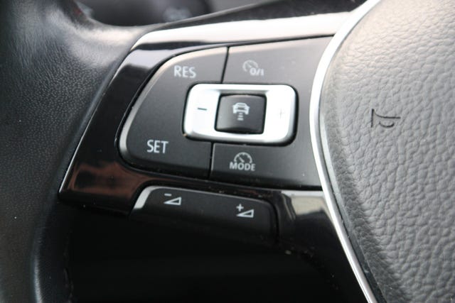 2015 VOLKSWAGEN GOLF - 16