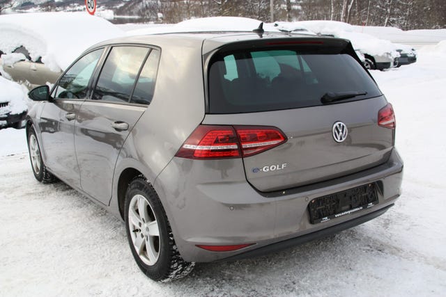 2015 VOLKSWAGEN GOLF - 7