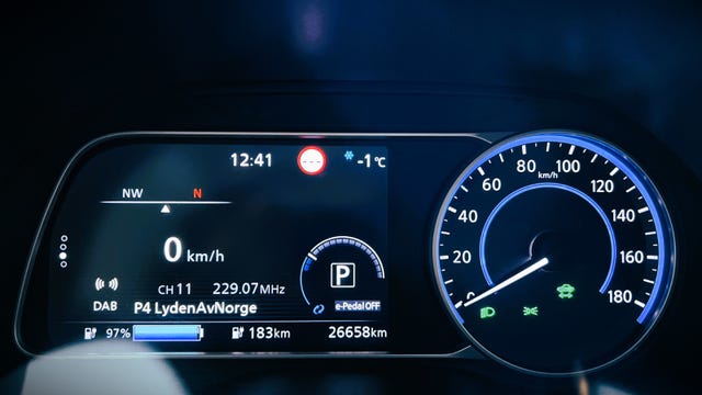2018 NISSAN LEAF - 7