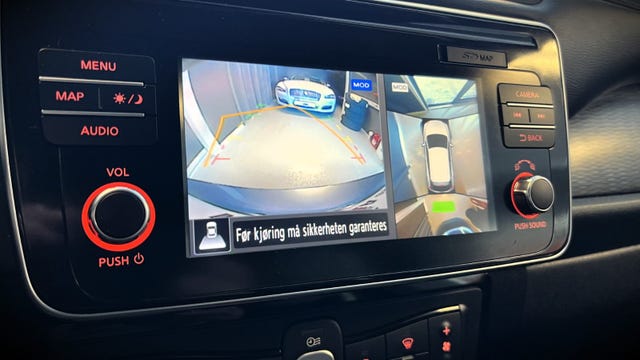 2018 NISSAN LEAF - 12