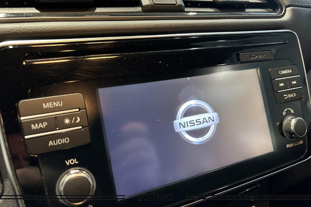 2018 NISSAN LEAF - 26