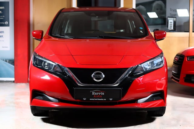 2018 NISSAN LEAF - 9