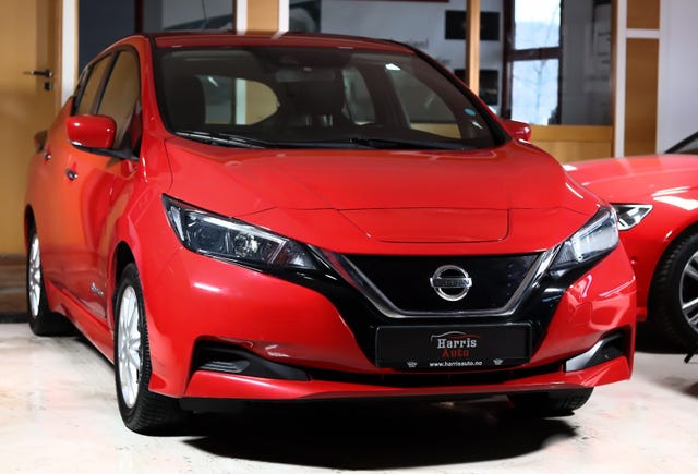 2018 NISSAN LEAF - 8