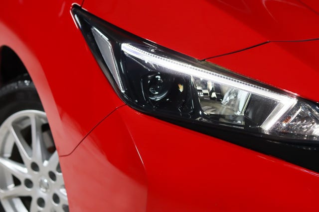SJNFAAZE1U0026646 2018 NISSAN LEAF-2