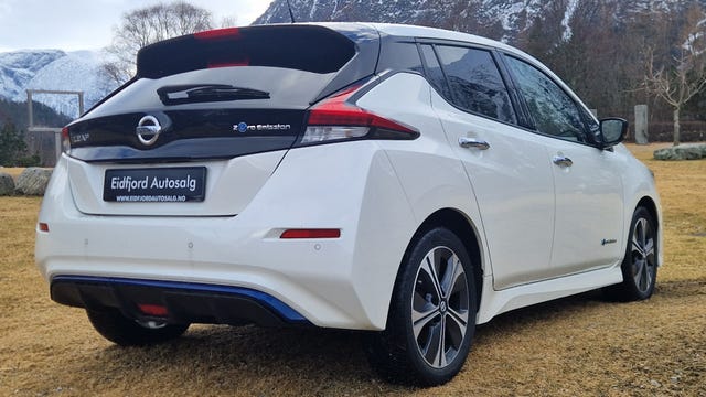 2018 NISSAN LEAF - 9