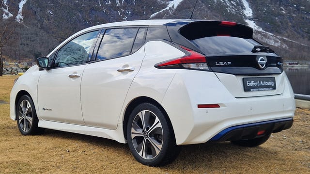 2018 NISSAN LEAF - 8