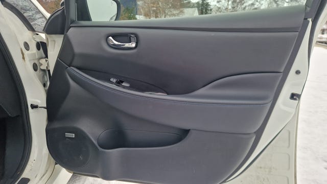 2018 NISSAN LEAF - 53