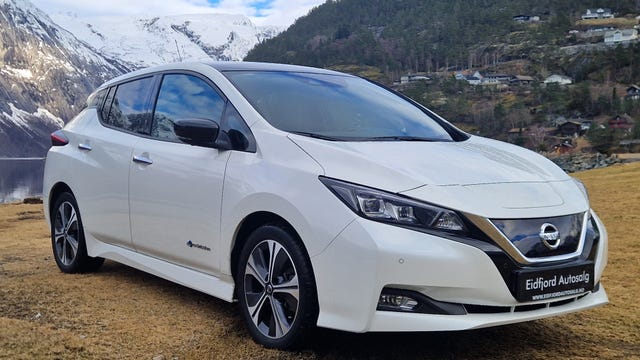 null 2018 NISSAN LEAF-4