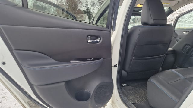 2018 NISSAN LEAF - 38