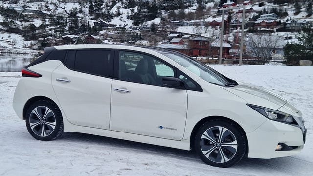 2018 NISSAN LEAF - 21