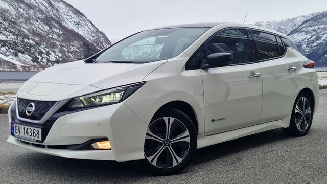 2018 NISSAN LEAF - 10