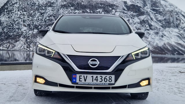 2018 NISSAN LEAF - 19