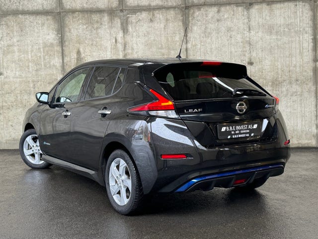 2021 NISSAN LEAF - 8