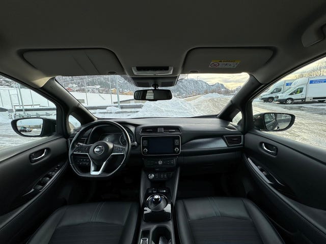 2021 NISSAN LEAF - 16