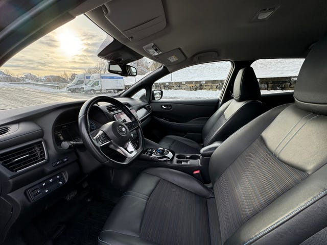 2021 NISSAN LEAF - 12